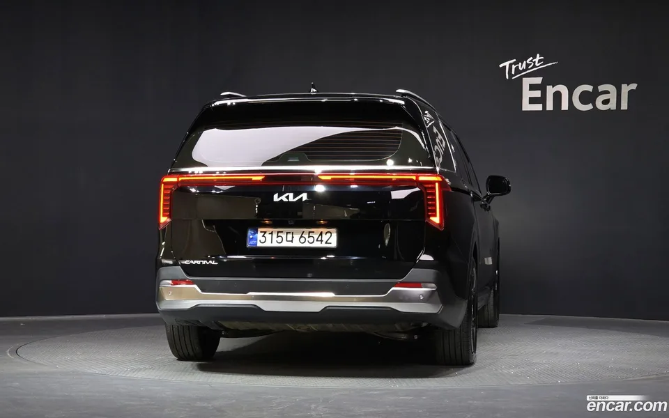 Kia Carnival 9 2024 — миниатюра 4