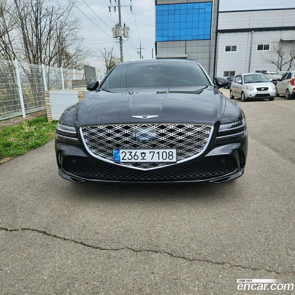 Genesis G80 2.5 AWD 2026 — фото 1, купить с доставкой в Москву