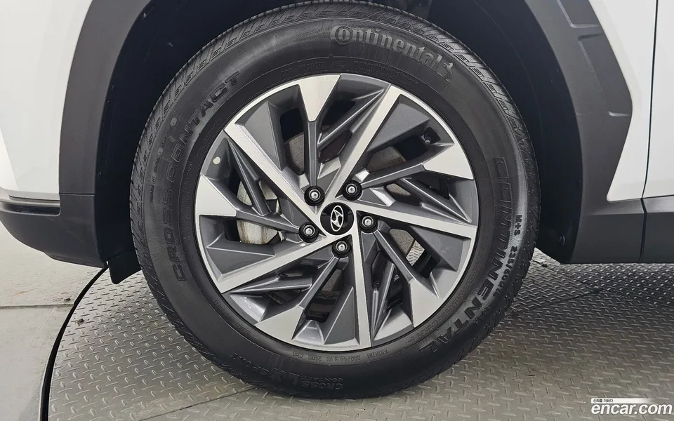 Hyundai Tucson Hybrid 2WD 2023 — миниатюра 5