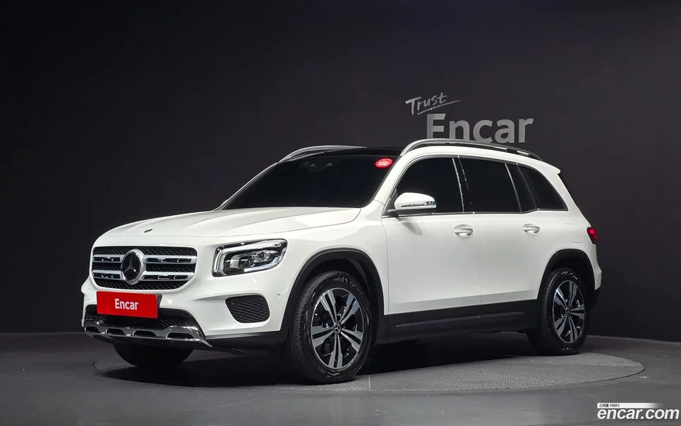 Mercedes-Benz GLB-Class GLB200 d 2022 — фото 1, купить с доставкой в Москву