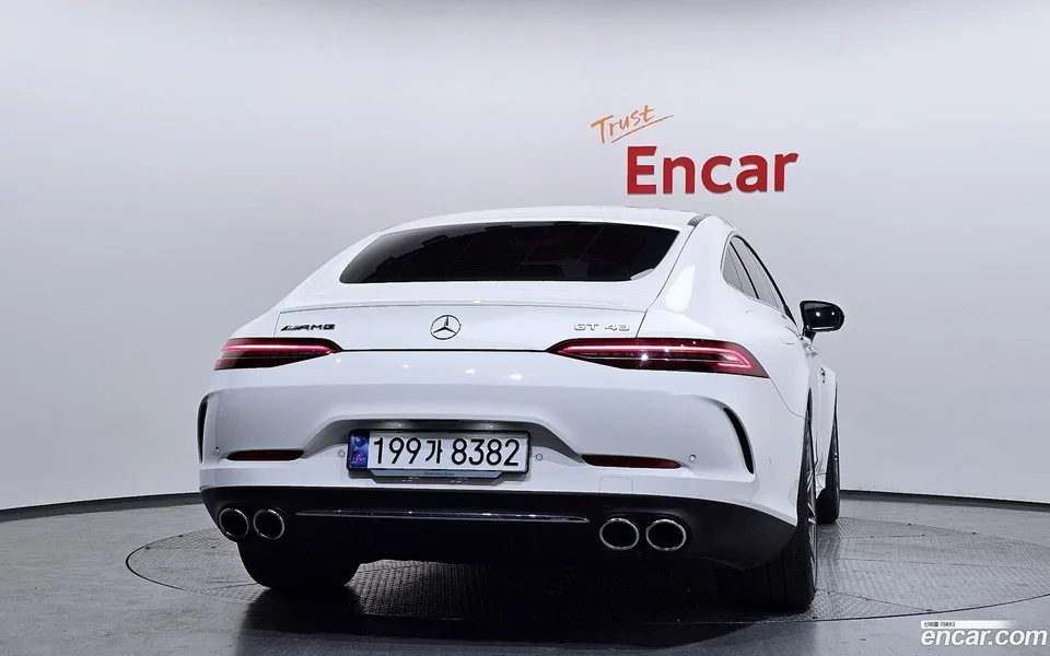 Mercedes-Benz AMG GT 4 43 4MATIC+ 2023 — миниатюра 4
