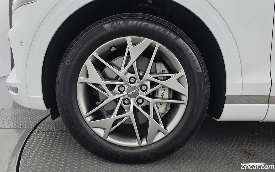 Genesis GV70 2.5T AWD 2023 — миниатюра 2