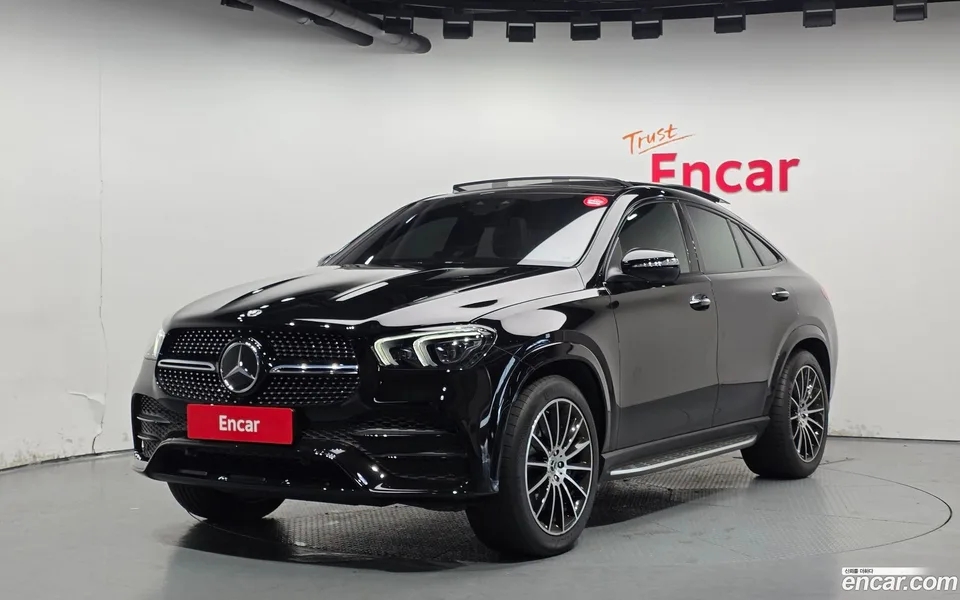 Mercedes-Benz GLE-Class GLE400d 4MATIC 2022 — фото 1, купить с доставкой в Москву