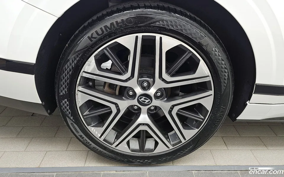 Hyundai Grandeur 2.5 2WD 2023 — миниатюра 5