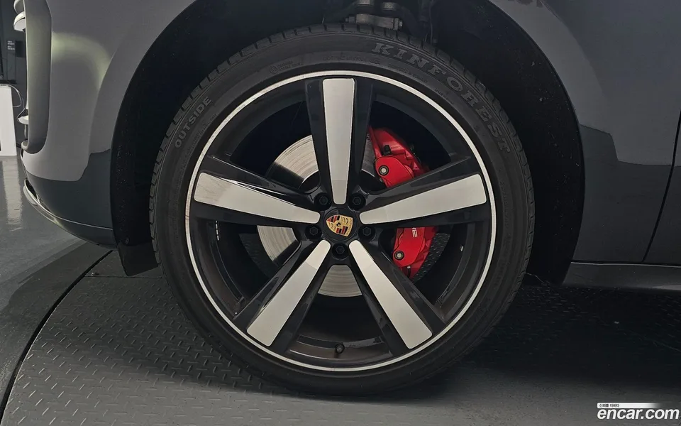 Porsche Macan 2.9 S 2023 — миниатюра 2