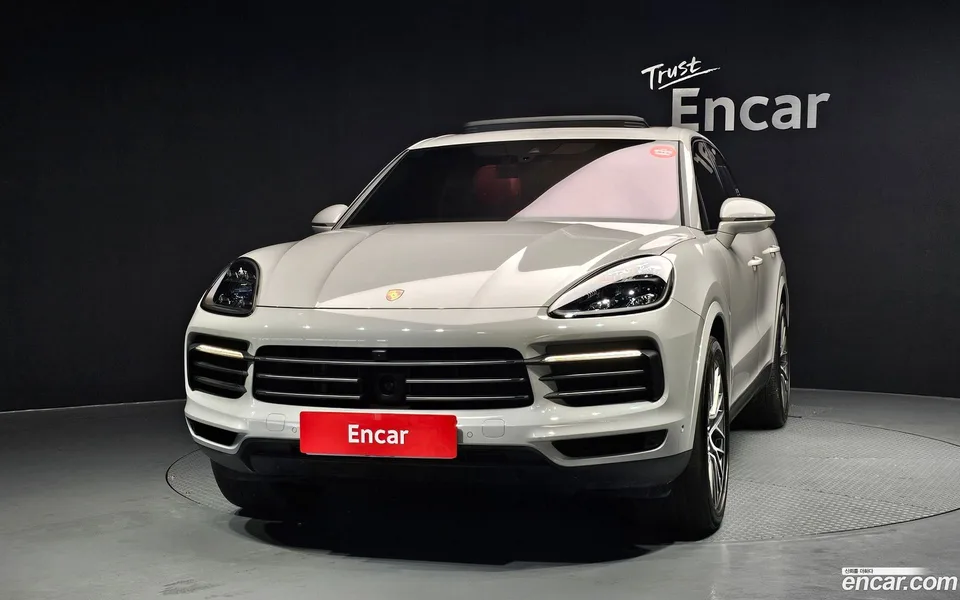 Porsche Cayenne 3.0 2023 — thumbnail 3