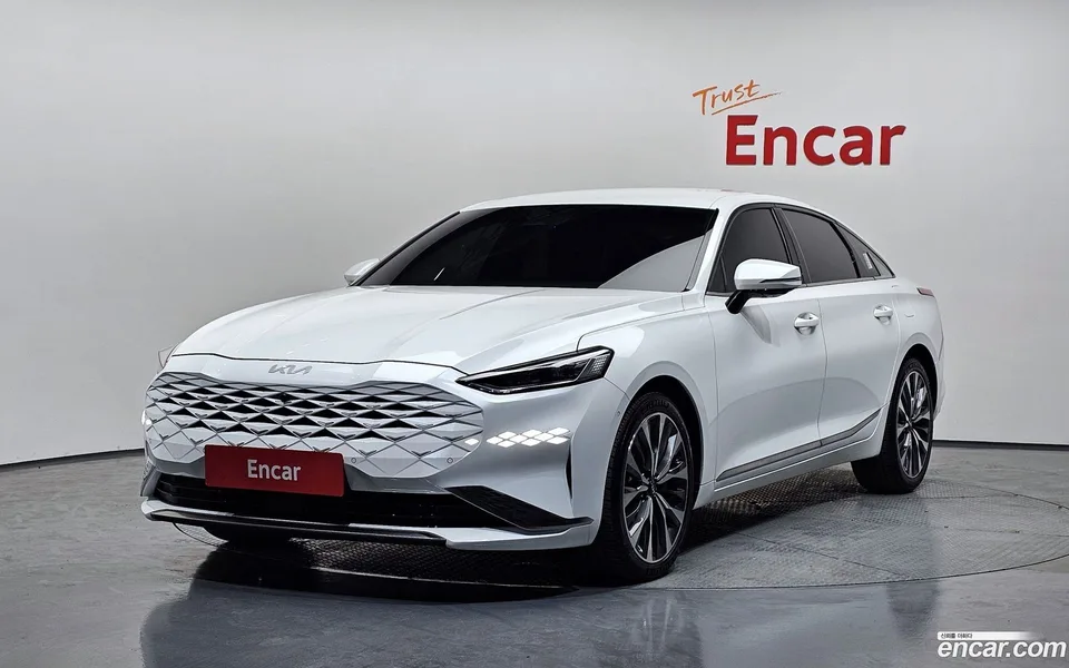 Kia K8 2.5 2WD 2022 — фото 1, купить с доставкой в Москву