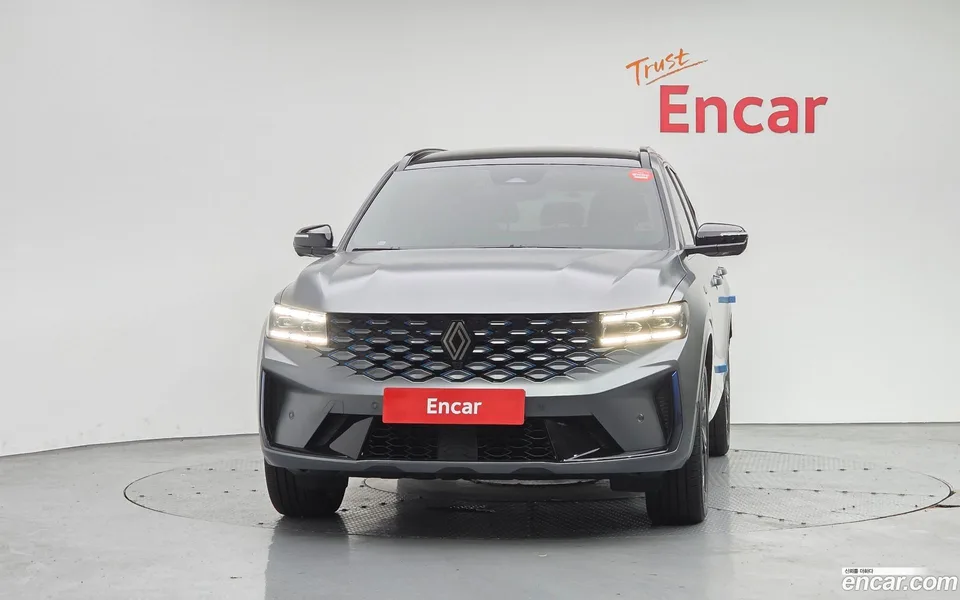 Renault Samsung Grand Koleos 1.5 E-TECH 2WD 2024 — миниатюра 3