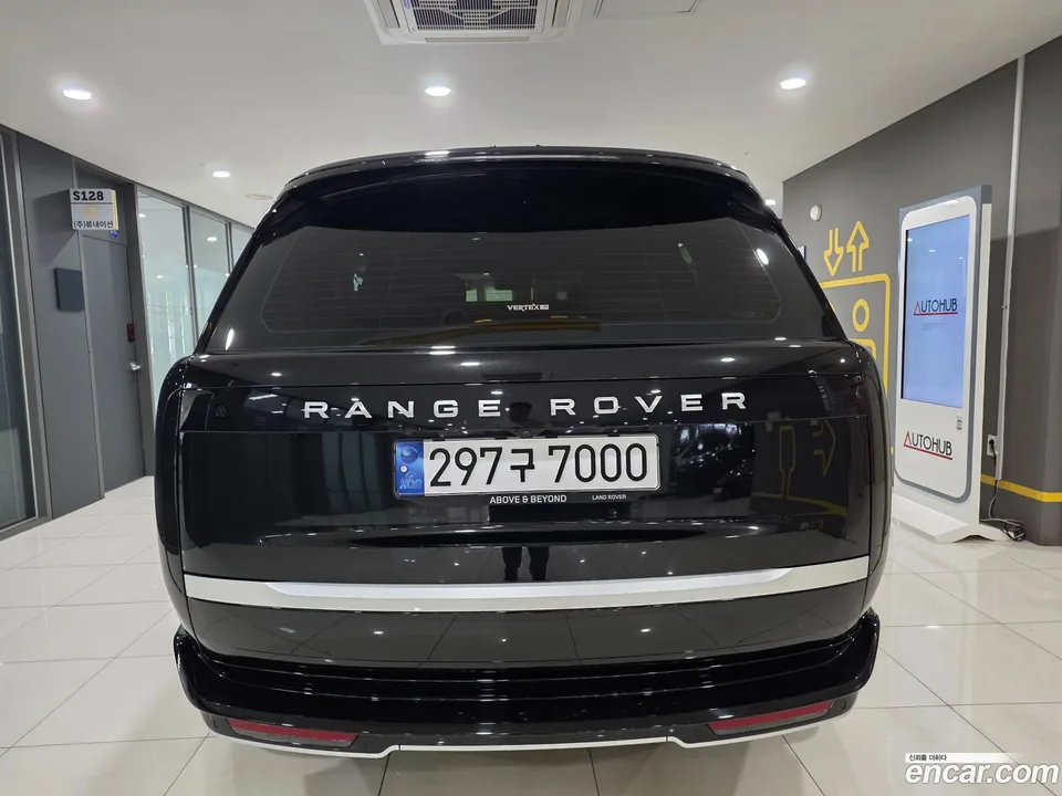 Land Rover Range Rover P530 AB LWB 2024 — миниатюра 4
