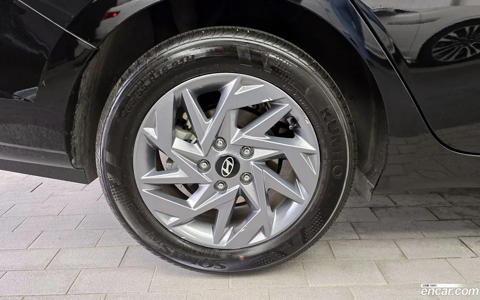 Hyundai Avante CN7 1.6 2025 — миниатюра 2
