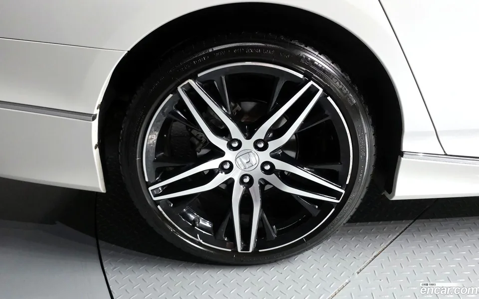Honda Accord 2.0 2022 — миниатюра 2
