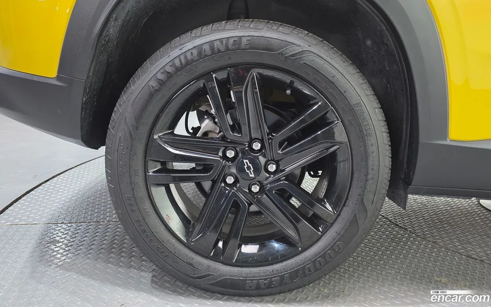 Chevrolet Trax Crossover 1.2 ACTIV 2023 — миниатюра 2