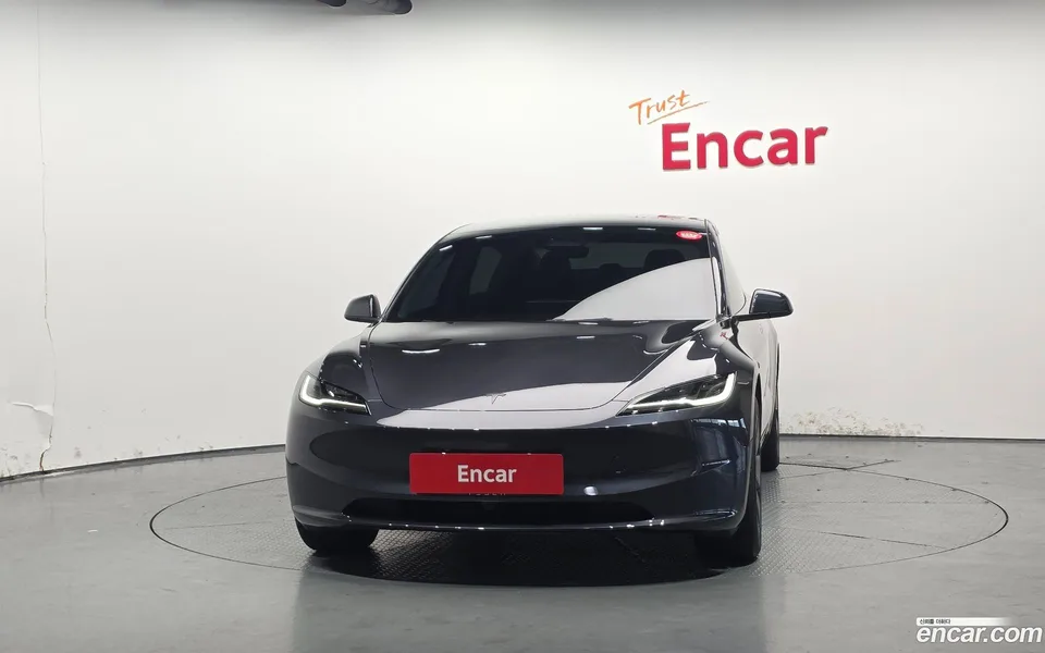 Tesla Model 3 RWD 2025 — миниатюра 3