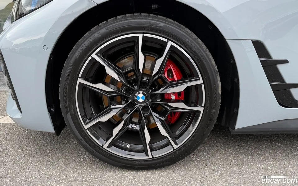 BMW i4 M50 2025 — миниатюра 2