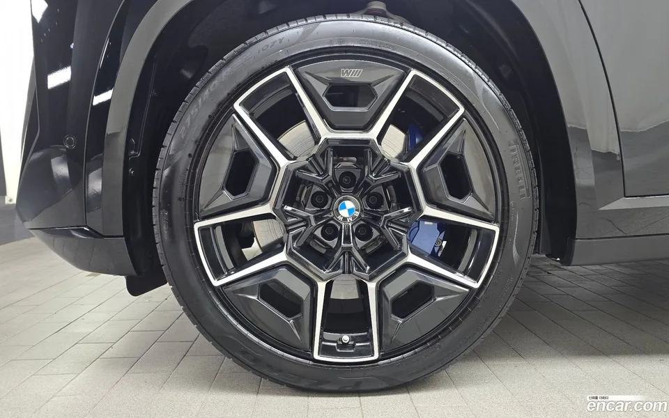 BMW XM 4.4 2024 — thumbnail 5