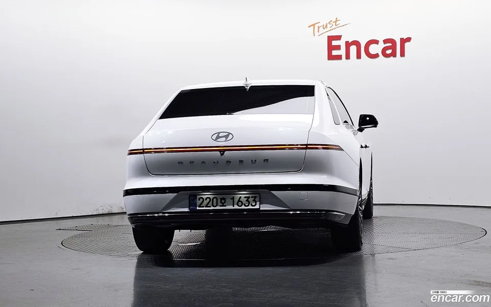 Hyundai Grandeur 3.5 2WD 2023 — thumbnail 4