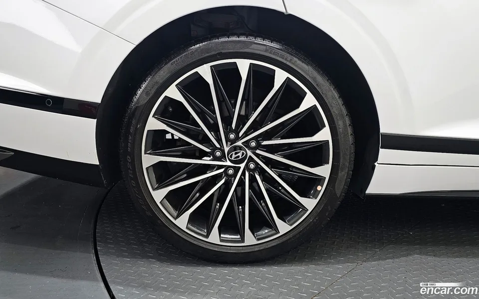 Hyundai Grandeur 3.5 2WD 2023 — thumbnail 5