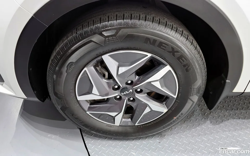 Kia Sorento HEV 1.6 2WD 2022 — миниатюра 5