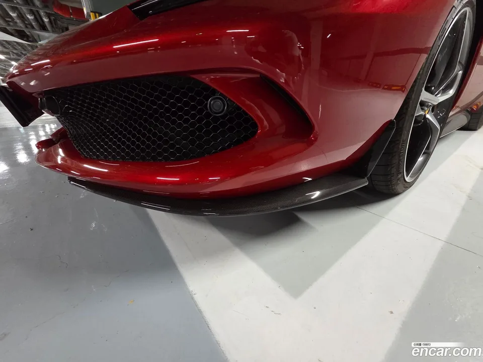 Ferrari 296 GTS 3.0 V6 2024 — миниатюра 4