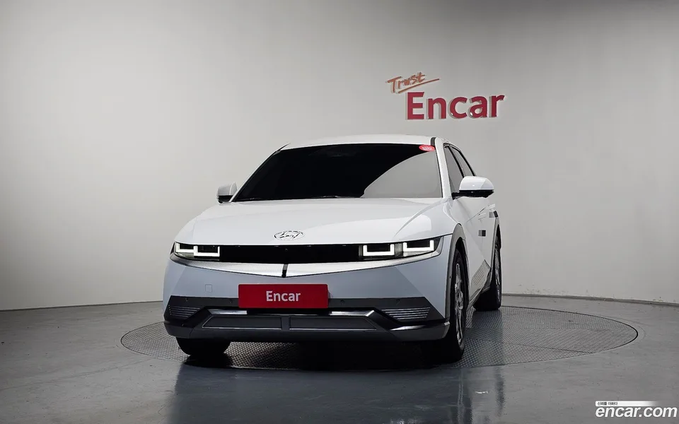 Hyundai Ioniq 5 2023 — миниатюра 3