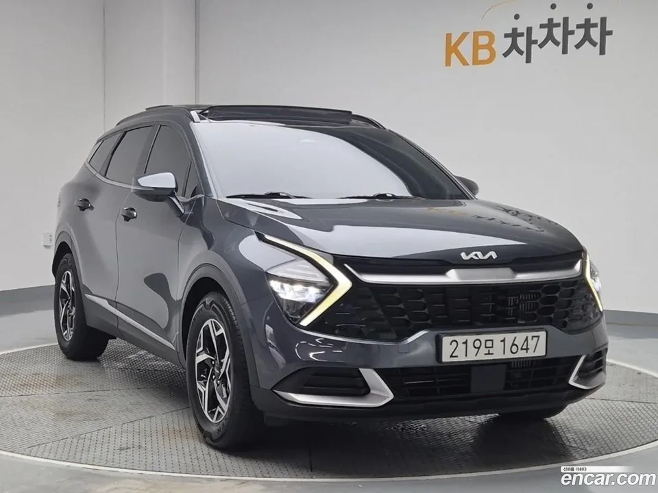 Kia Sportage 1.6 2WD 2022 — миниатюра 3