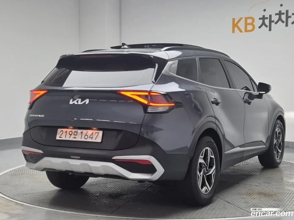 Kia Sportage 1.6 2WD 2022 — миниатюра 4