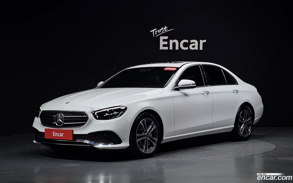 Mercedes-Benz E-Class E250 2023 — фото 1, купить с доставкой в Москву