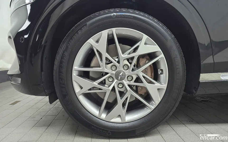 Genesis GV70 3.5T AWD 2023 — миниатюра 2