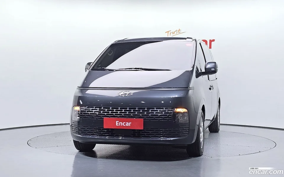 Hyundai Staria 11 2023 — миниатюра 3