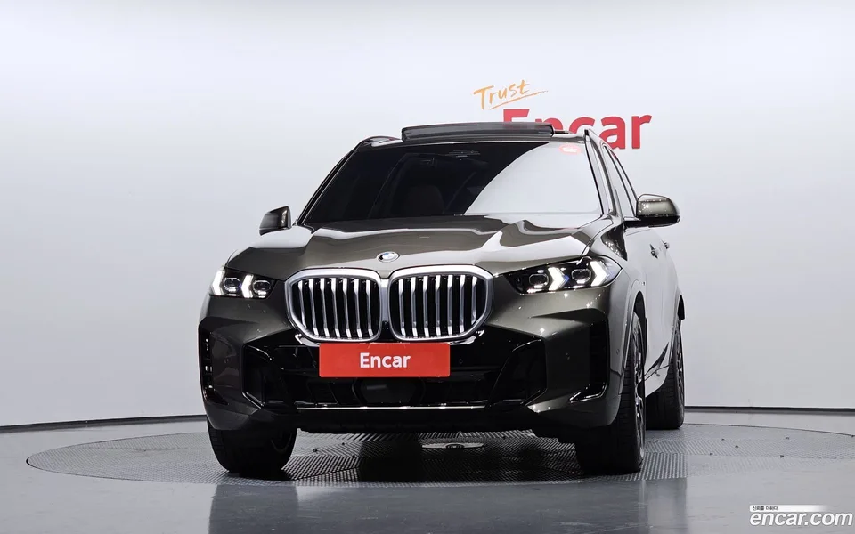 BMW X5 xDrive 40i M 2025 — миниатюра 3