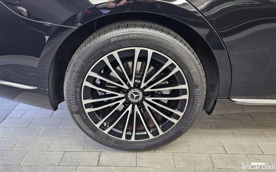 Mercedes-Benz S-Class S350 d 2022 — thumbnail 2