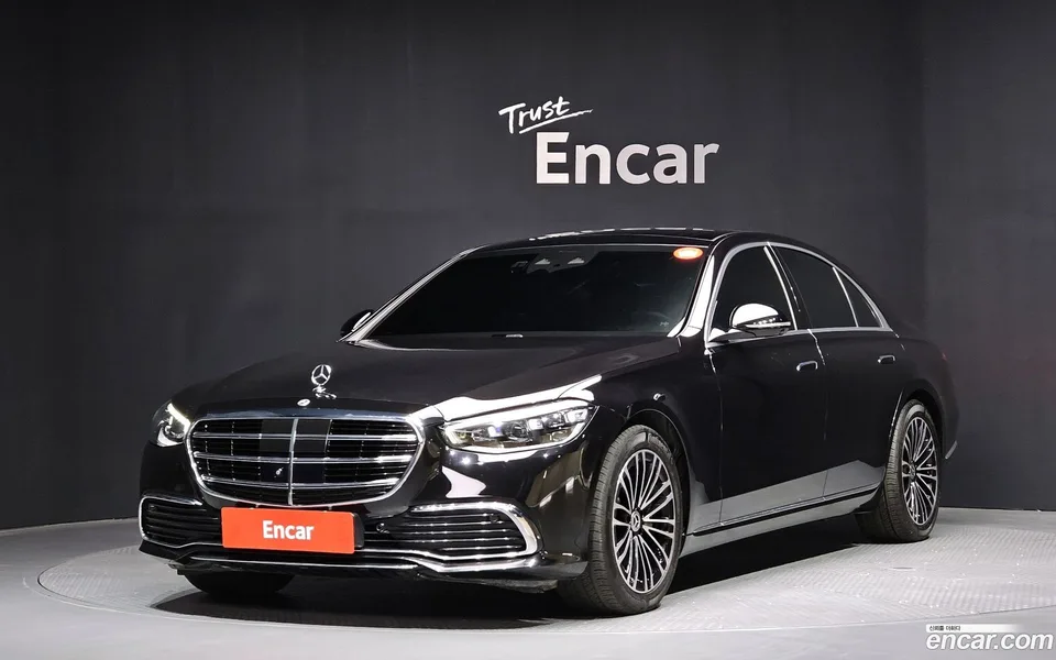 Mercedes-Benz S-Class S350 d 2022 — photo 1, buy with delivery to Moscow