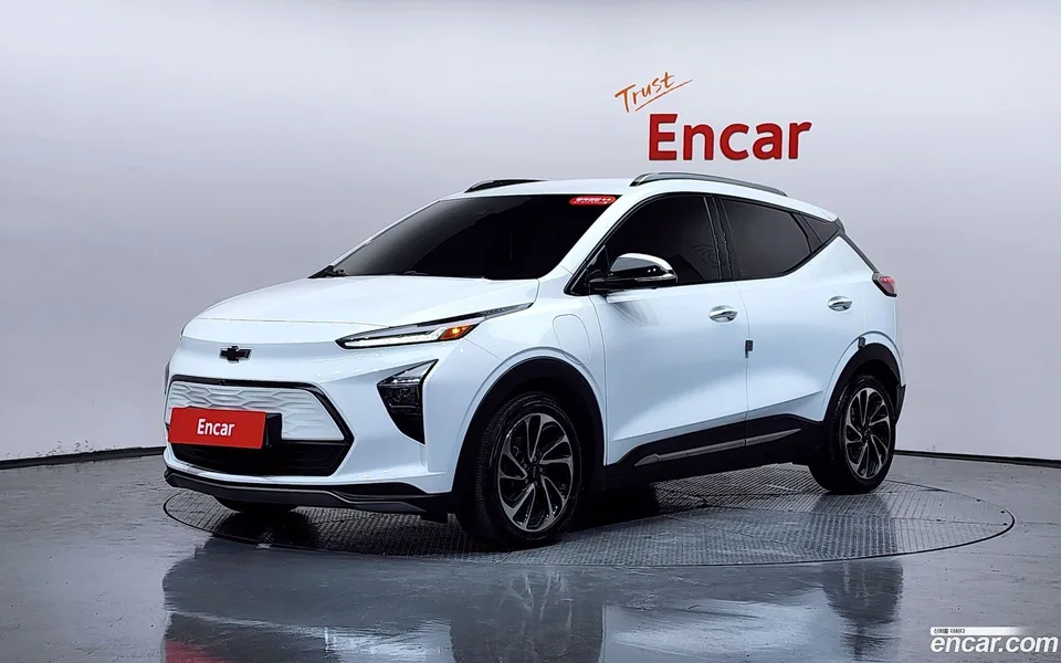 Chevrolet Bolt EV EV 2023 — фото 1, купить с доставкой в Москву