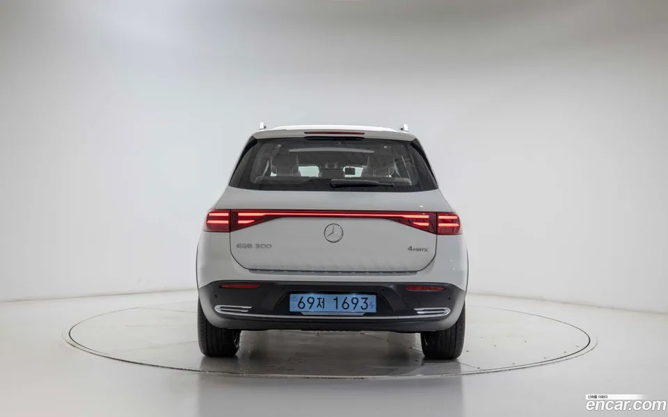 Mercedes-Benz EQB EQB300 4MATIC 2025 — миниатюра 4