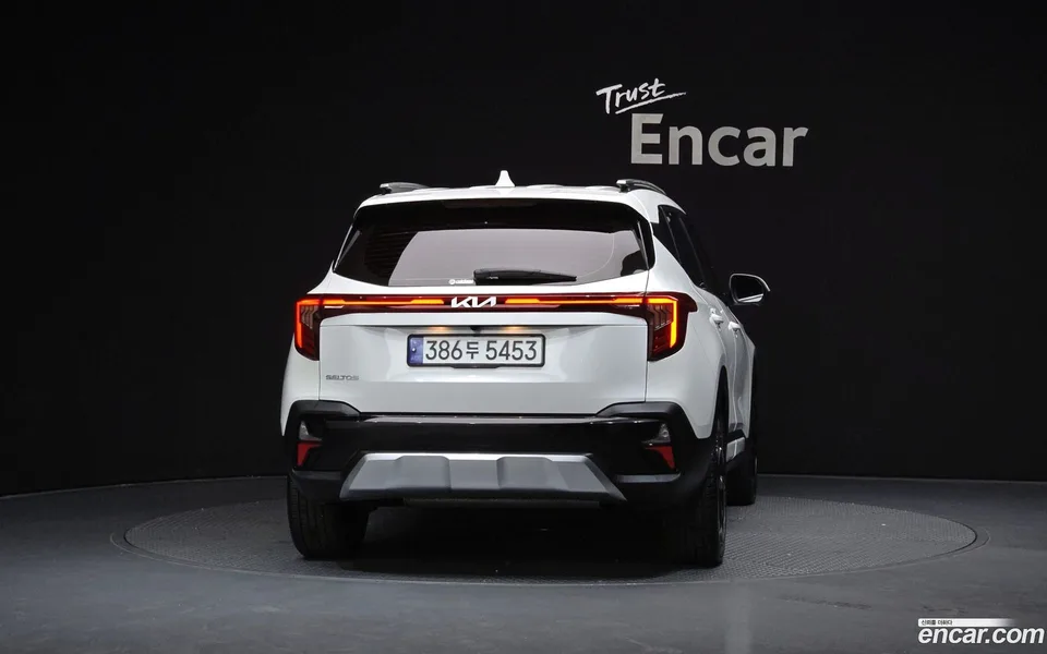 Kia Seltos 1.6 2WD 2024 — миниатюра 4
