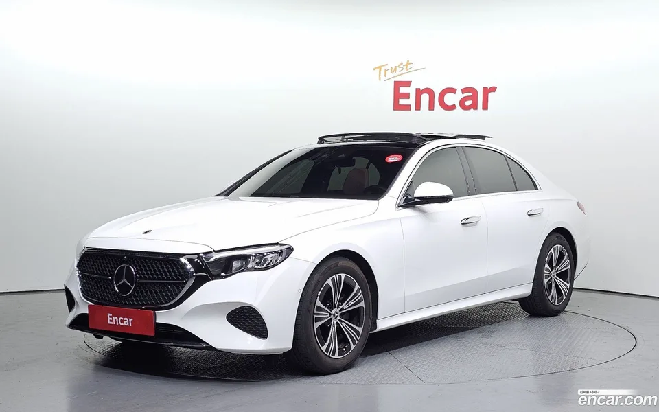 Mercedes-Benz E-Class 2024