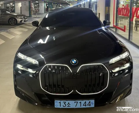 BMW i7 2024 buy in Moscow