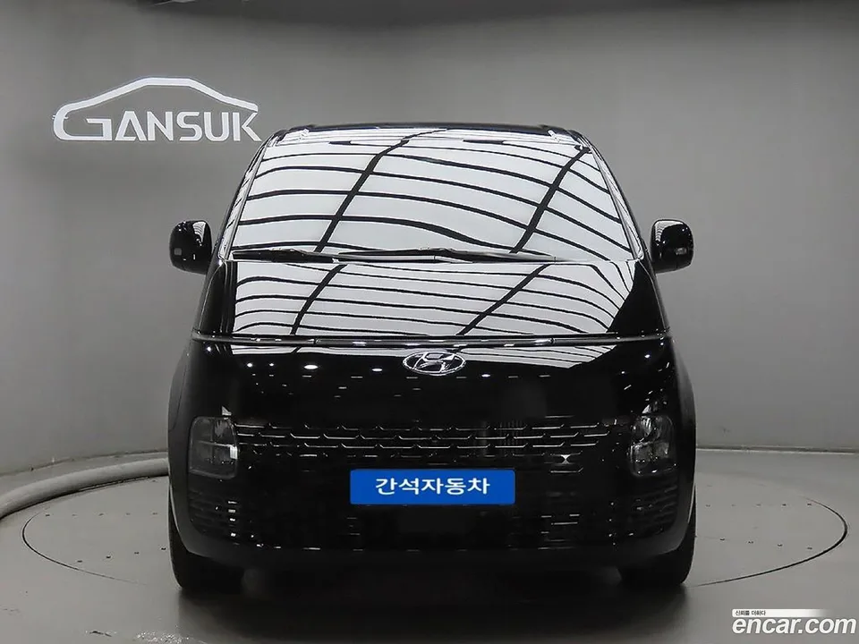 Hyundai Staria 2023