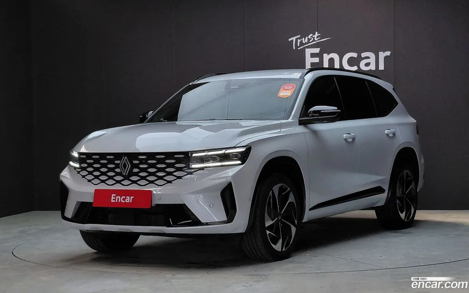 Renault Samsung Grand Koleos 1.5 E-TECH 2WD 2024 — фото 1, купить с доставкой в Москву