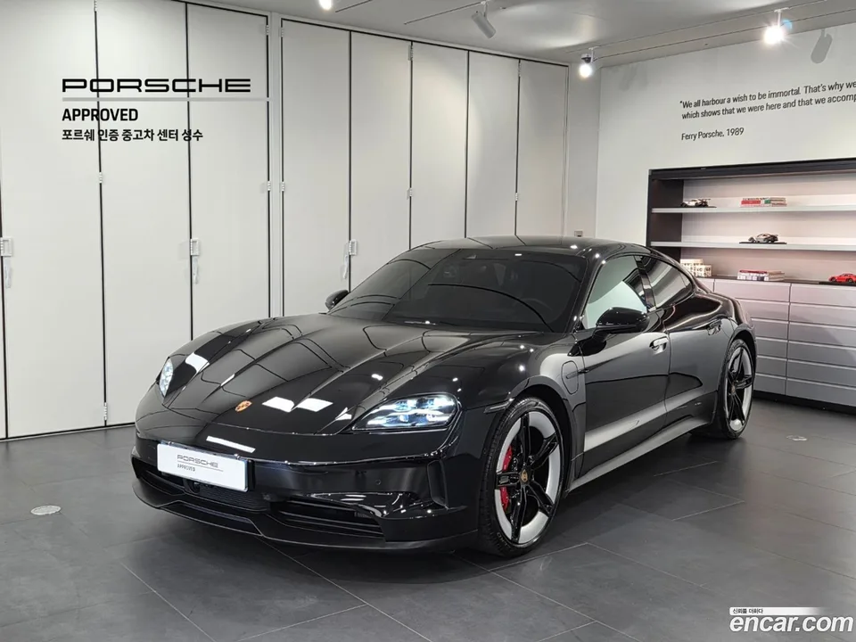 Porsche Taycan 4S 2024 — фото 1, купить с доставкой в Москву