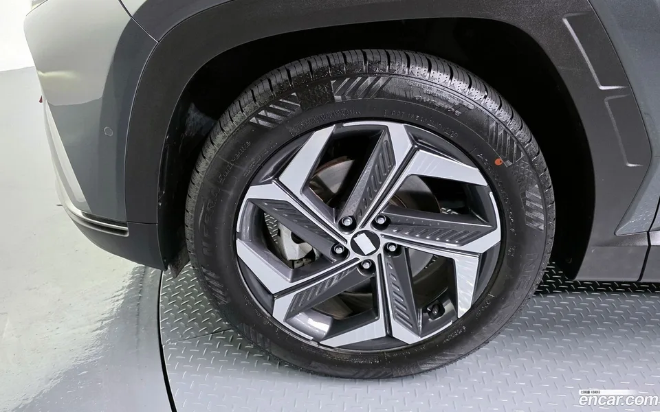 Hyundai Tucson 2.0 2WD 2023 — миниатюра 5