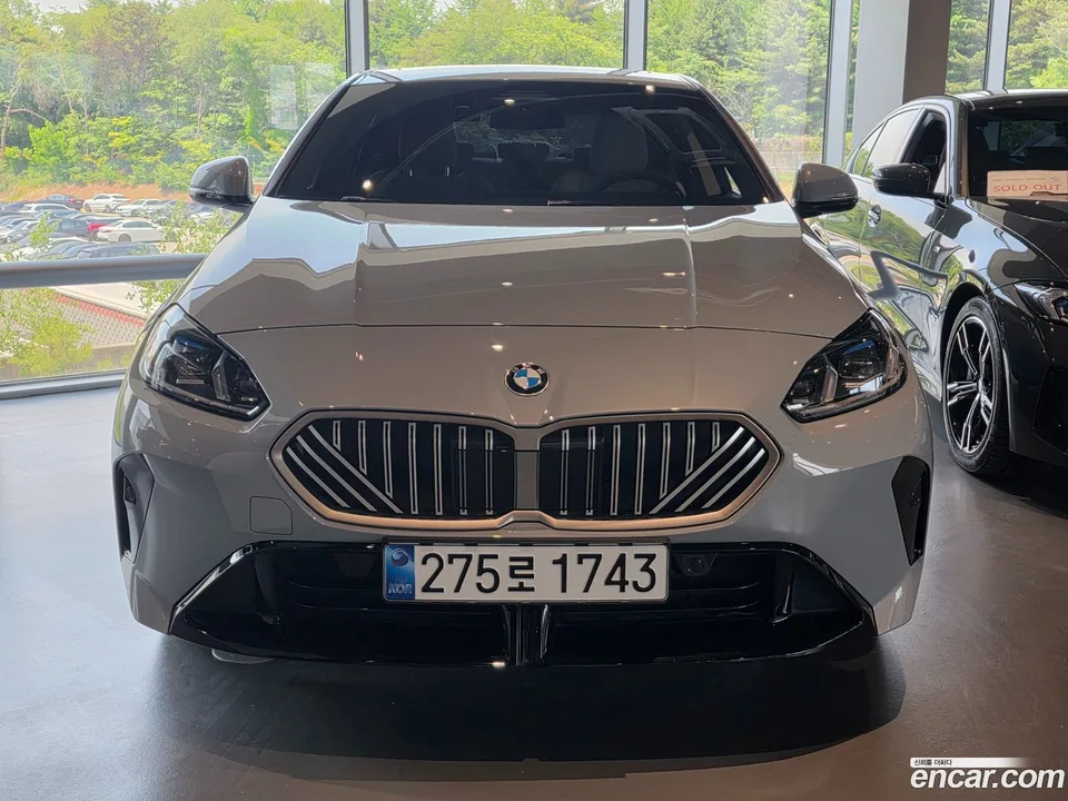 BMW 2 Series Gran Coupe 220 M 2025 — миниатюра 3