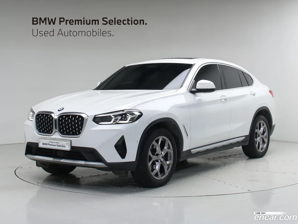 BMW X4 xDrive20i xLine 2022 — фото 1, купить с доставкой в Москву