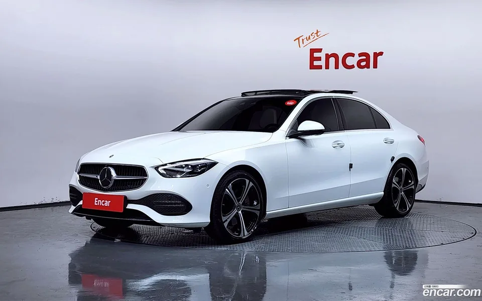 Mercedes-Benz C-Class 2023
