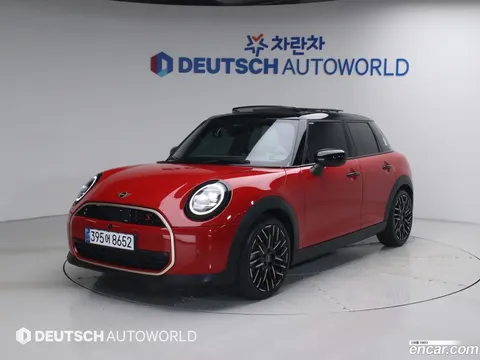 MINI Cooper S 2025 buy in Moscow