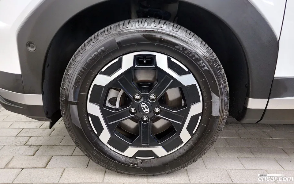 Hyundai SantaFe 2.5T 4WD 2023 — миниатюра 2