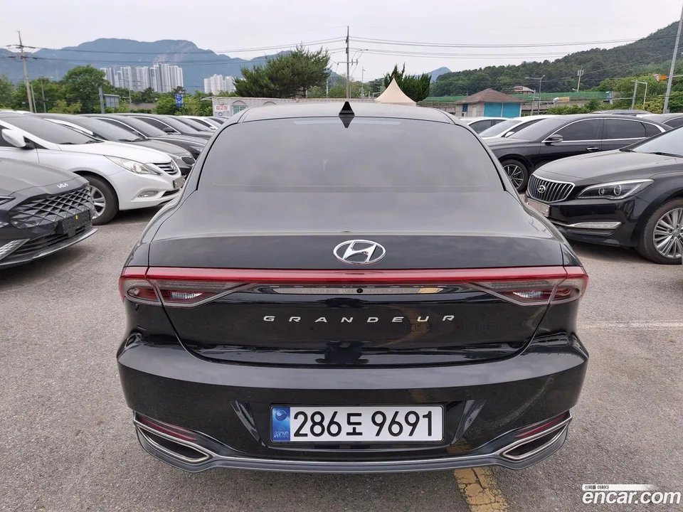 Hyundai Grandeur IG 3.0 LPi () 2022 — миниатюра 5