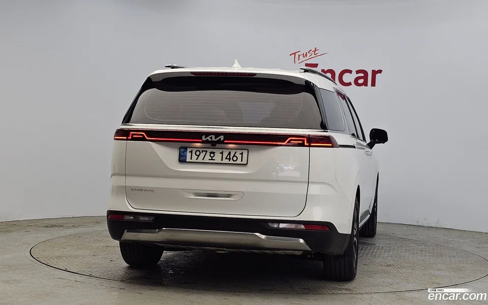 Kia Carnival 9 2022 — миниатюра 4