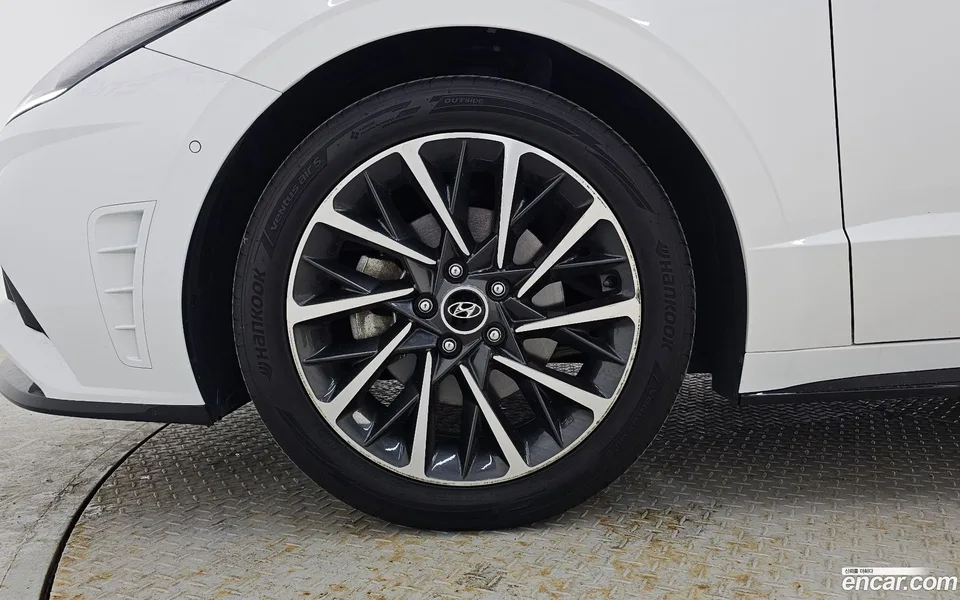 Hyundai Sonata 2.0 2022 — миниатюра 2