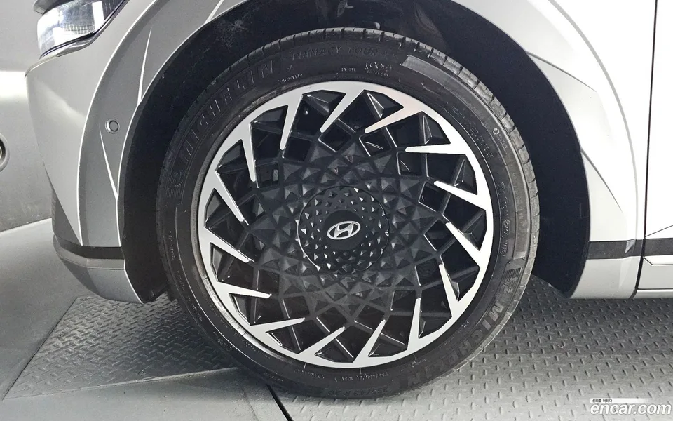 Hyundai Ioniq 5 AWD 2024 — миниатюра 2